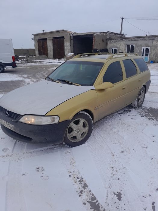 Продам опель вектра Б 1.8 бензин,ходова,двигун,коробка без нарікань