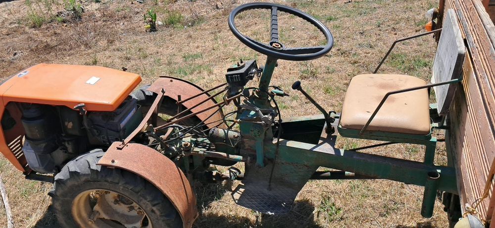 Motocultivador Goldoni 714 com reboque