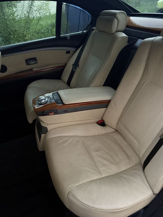BMW 7 Series 2003 745Li