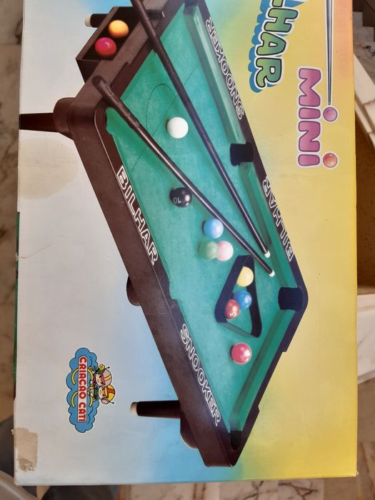 Jogos para criança e carro de brincar
