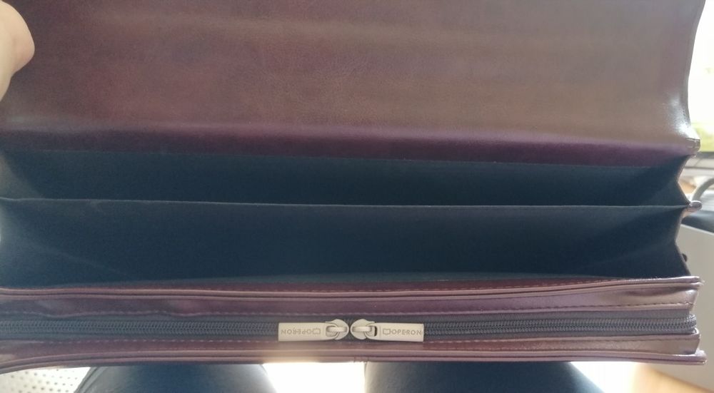 Aktówka nesseser Operon