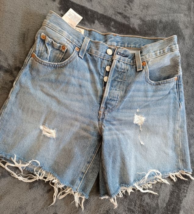 Оригинальные джинсовые шорты Levi's