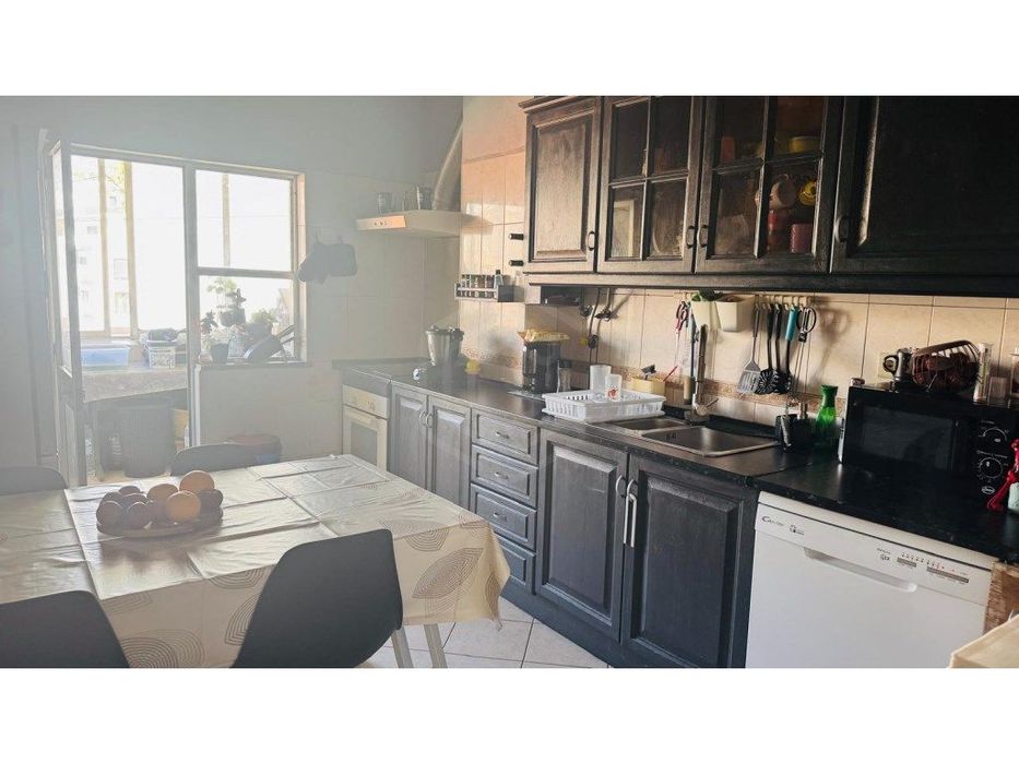 Apartamento T3, boa localização, Faro, Algarve
