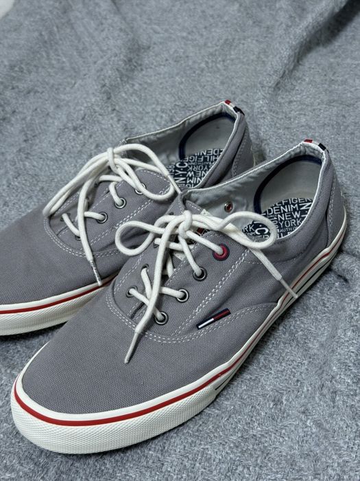 Szare trampki męskie 44