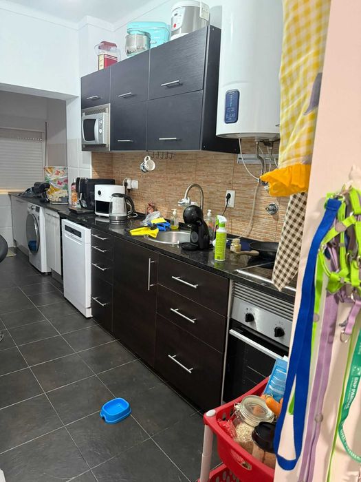 Arrendamento de quarto na Rua Ilha do Príncipe Almada