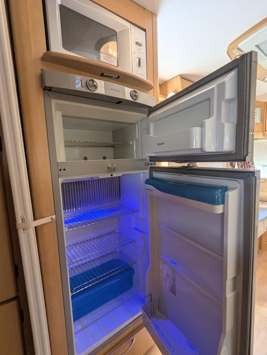 RESERVADA, Caravana Rodado duplo  ,Cama fixa  / 4 pessoas/levo ao loc
