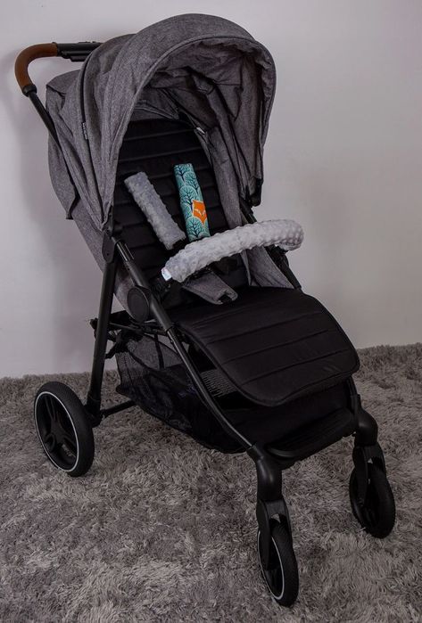 Чохли в прогулянкову коляску,автокрісло