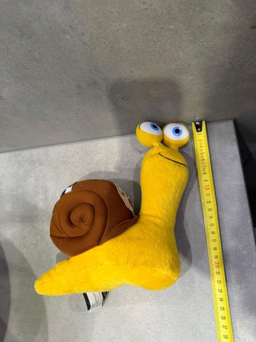 Maskotka, pluszak Ślimak Peluche z bajki Turbo - Disney - Pixar