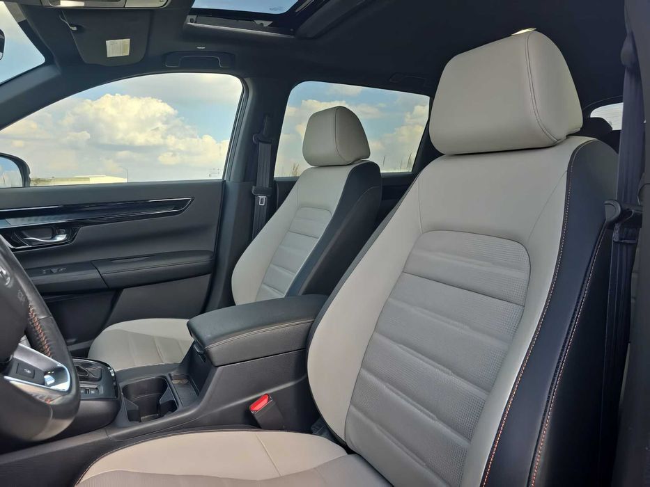 Honda CR-V Hybrid Sport Touring      2023