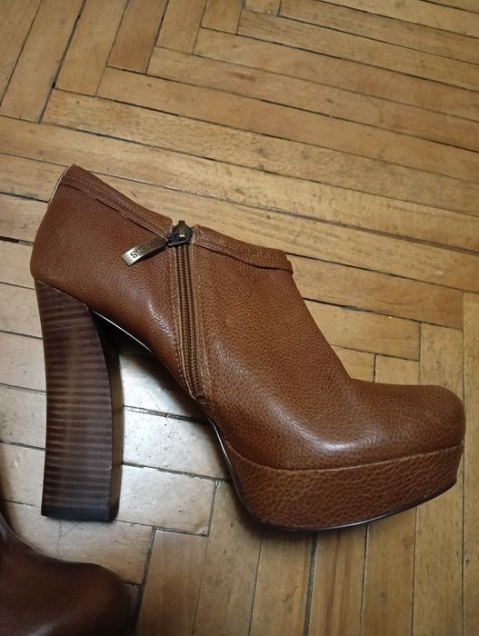 Кожаные ботинки Guess, размер 40