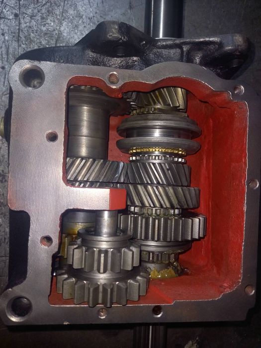 КПП УАЗ старого образца 2-х синхронная