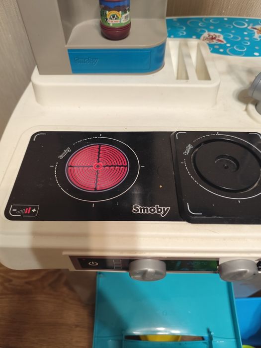 Продам дитячу кухню Smoby,