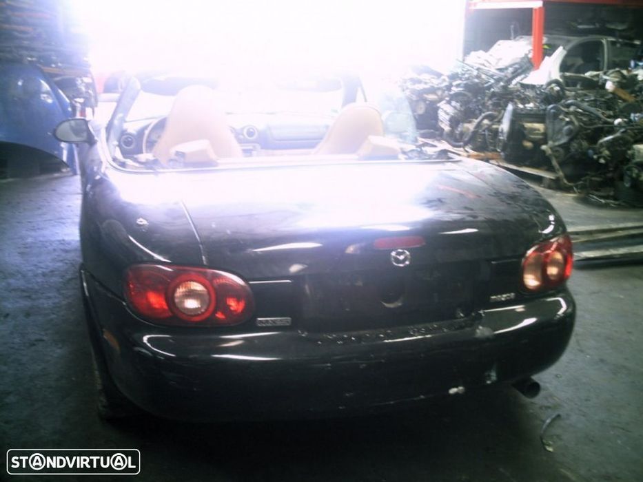 Mazda MX 5 de 2005 para peças