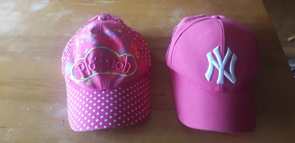 Кепочка для дівчинки