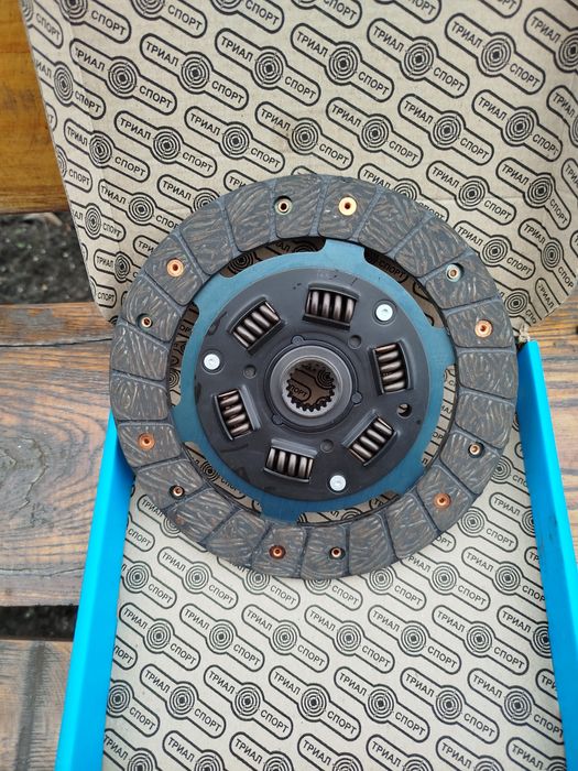 Продам корзину, диск зчеплення, і вижимний підшипник на ВАЗ 2108
