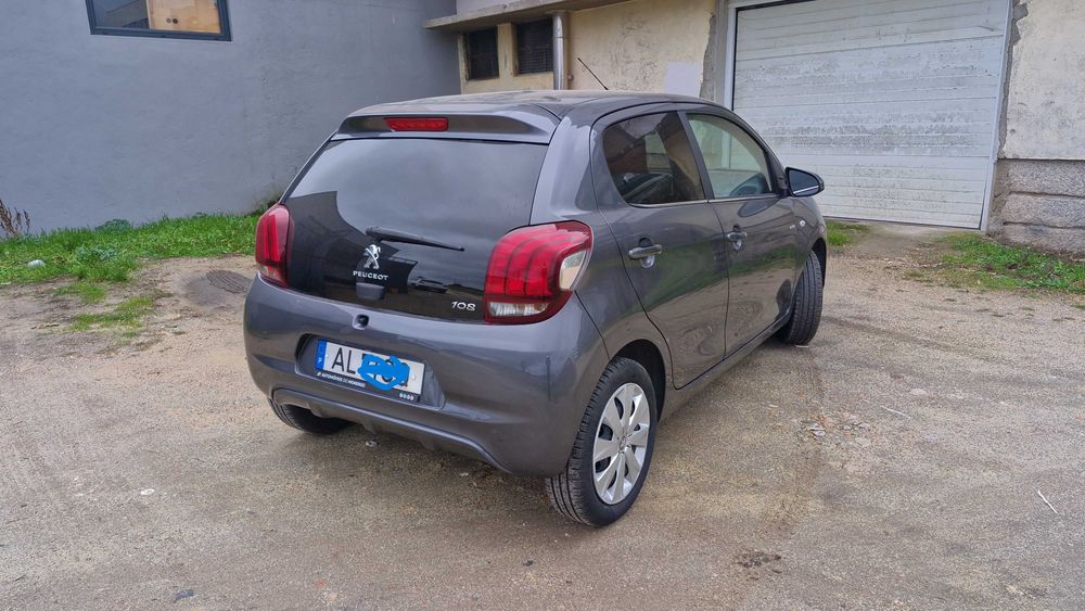 Peugeot 108 Style - outubro 2021