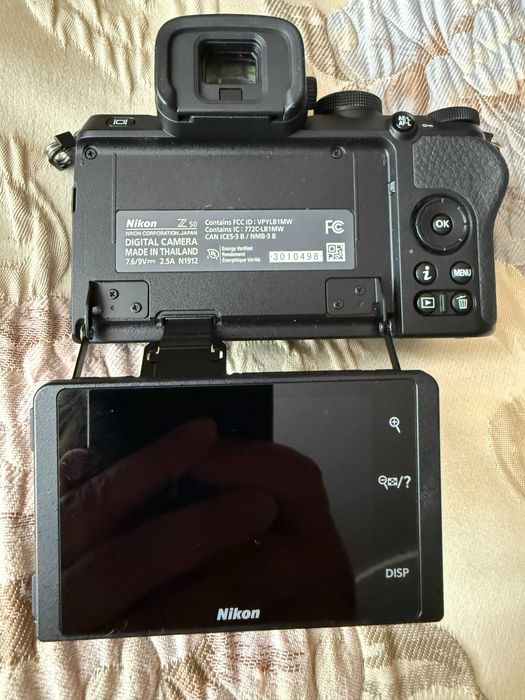 Камера NIKON Z50 BODY, без об'єктива, ідеальний стан, лічильник 4026, батарея та зарядне в комплекті, 31 мова