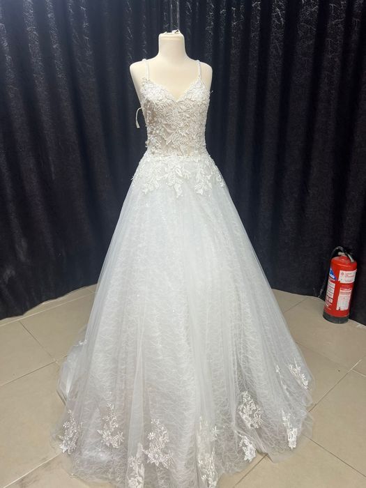 Sukienki ślubne różne