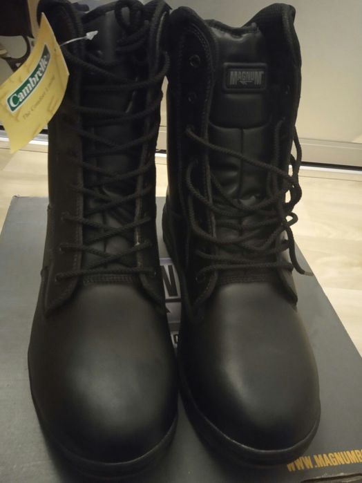 Берці  Magnum демисезонні.