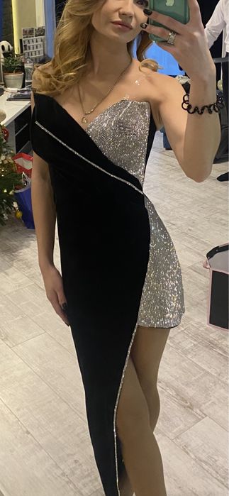 Аренда Шикарное вечернее платье с асимметрией