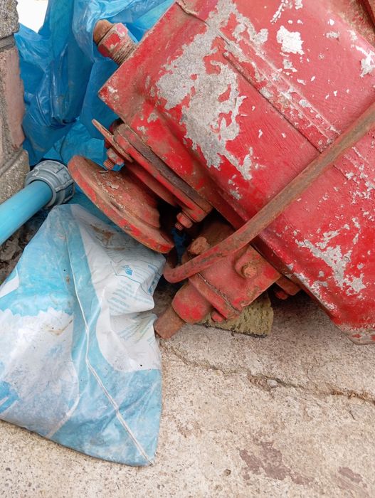 Продам    Деталі за телефоном