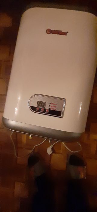 Електроводонагреватель