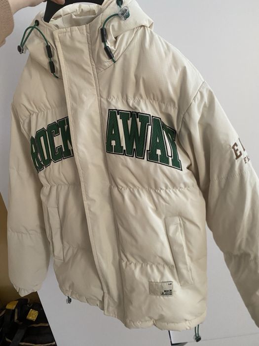 Куртка для хлопця , розмір 146 -152 , в гарному стані