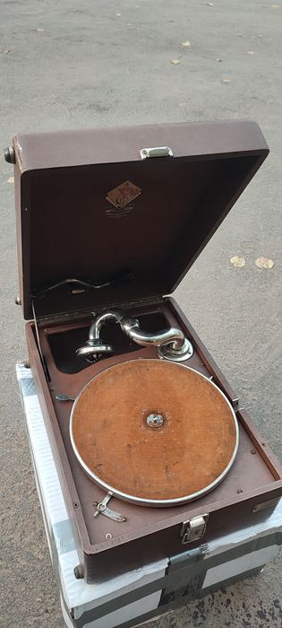 Патефон Грампласттрест