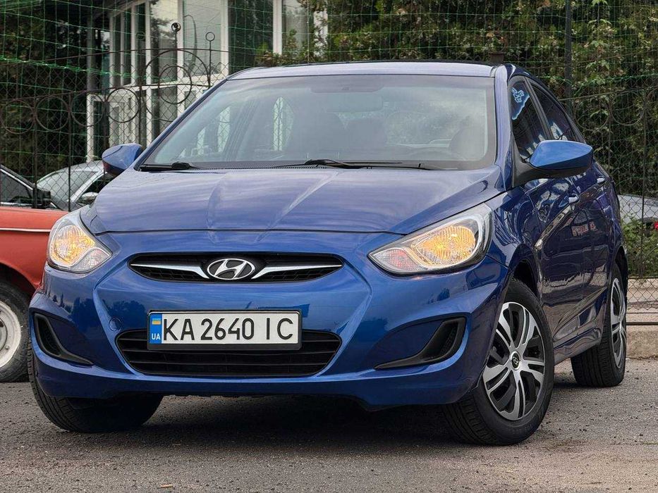 Hyundai Accent 2013, 1.4 газ/бензин, автомат
