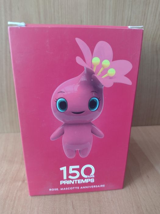 Różowa figurka Nowa bez metki