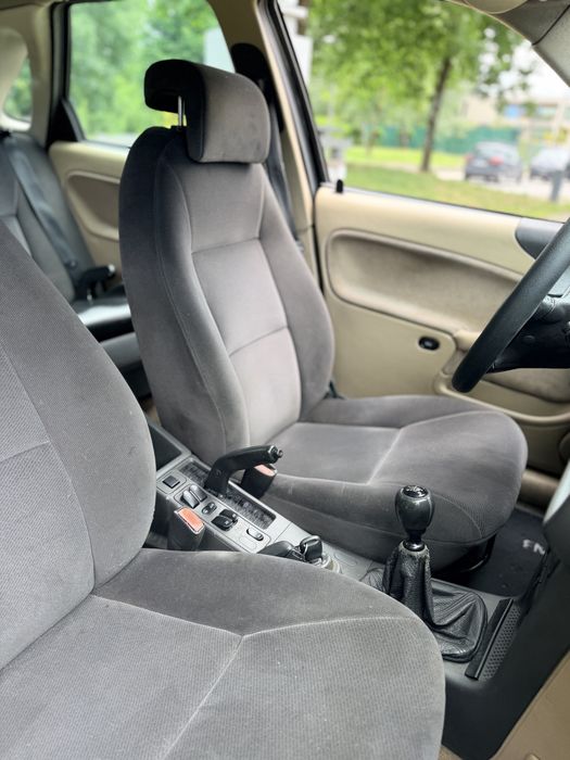 Saab 2.2 tid impecavel