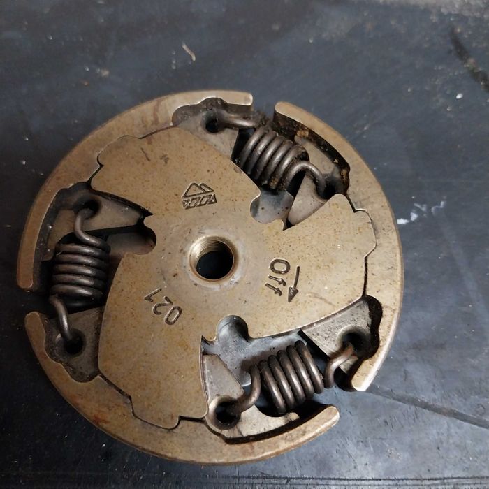 Makita dcs 33/400/401 na części