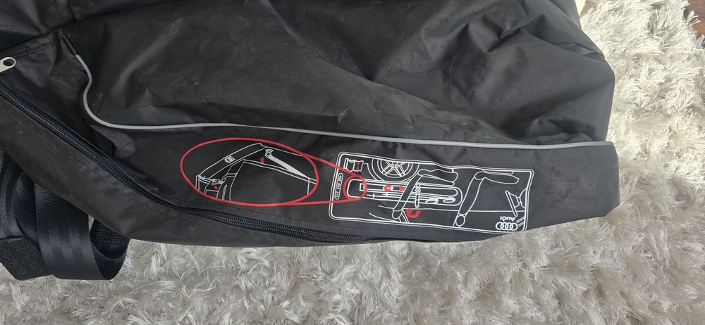 Torba na narty do bagażnika Audi