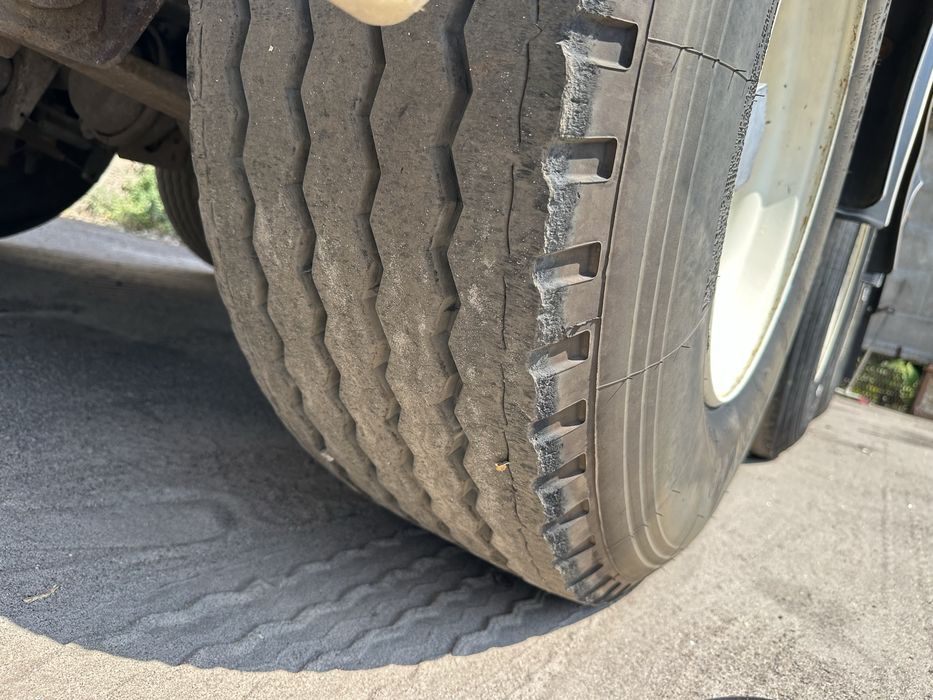 Бочка fruehauf 9 секцій ADR