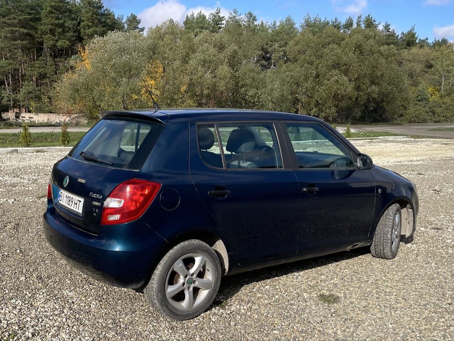 SKODA FABIA 2011 1.6 дизель 105 к.с