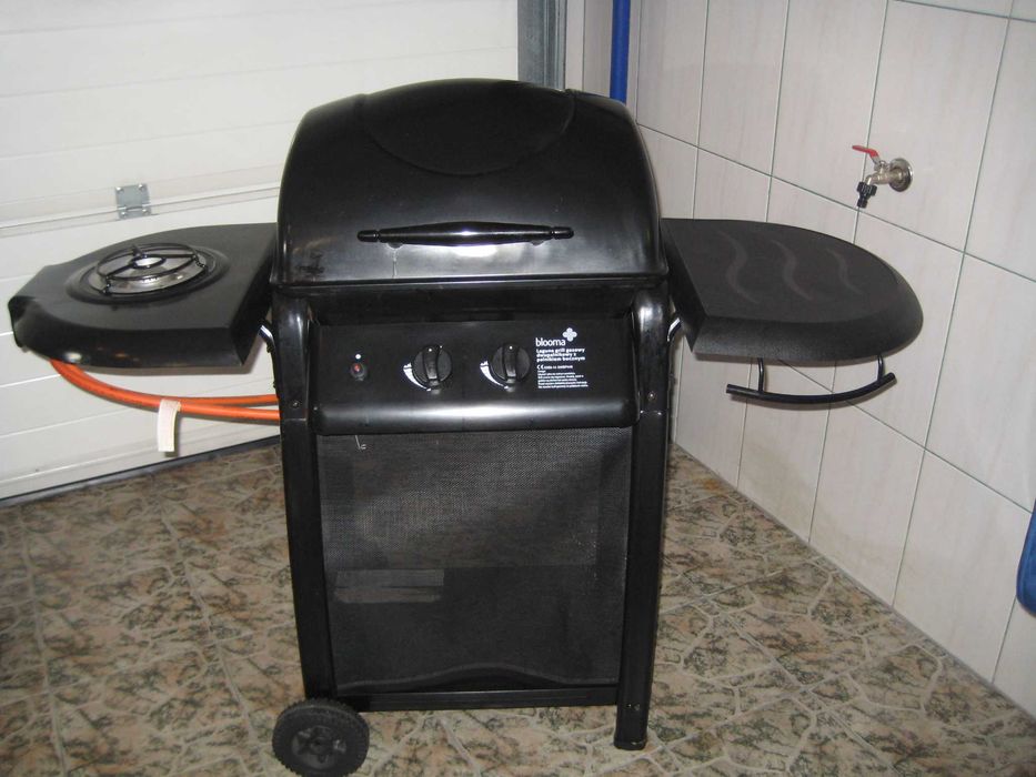 Grill gazowy  Blooma    2 palniki