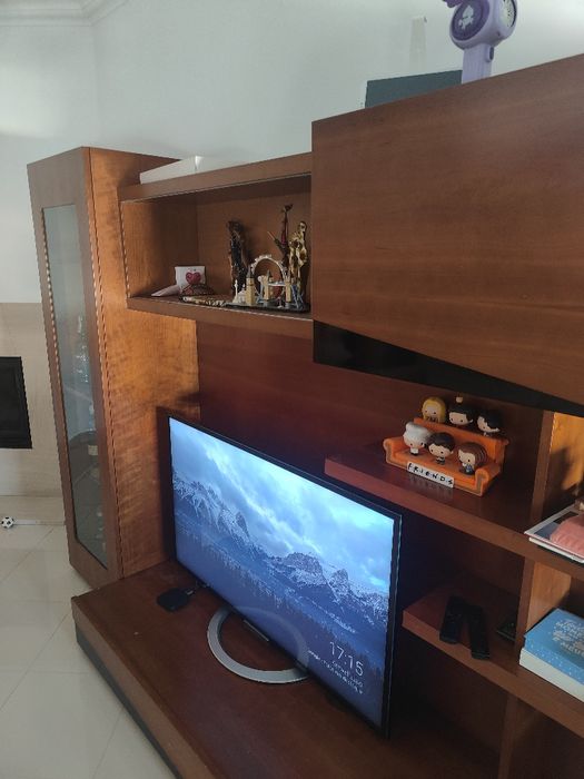 Móvel de sala em excelente estado
