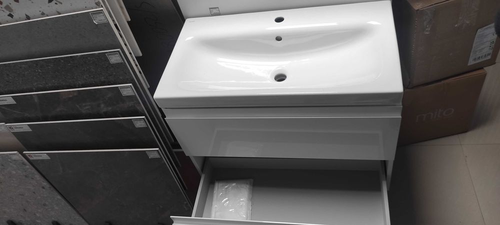 Меблі для ванної кімнати тумба підвісна Moduo з умивальником 80см біла