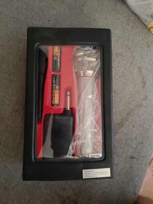 Mikrofon  nowy bezbrr