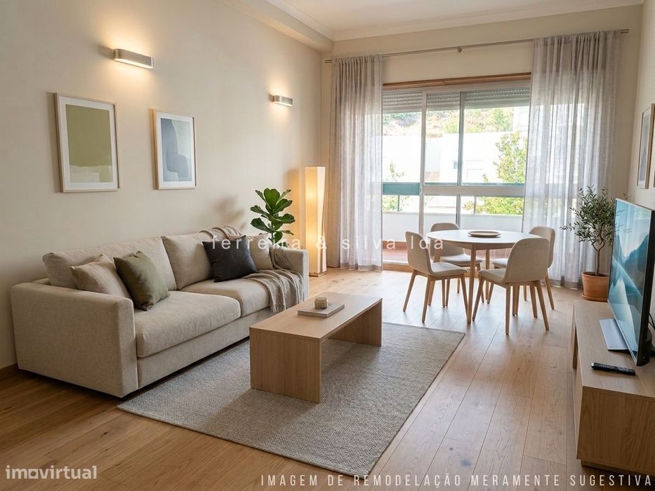 Apartamento T2 em Coimbra (Rua General Humberto Delgado)
