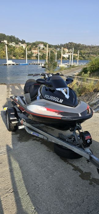 Mota de água Seadoo RXT 215