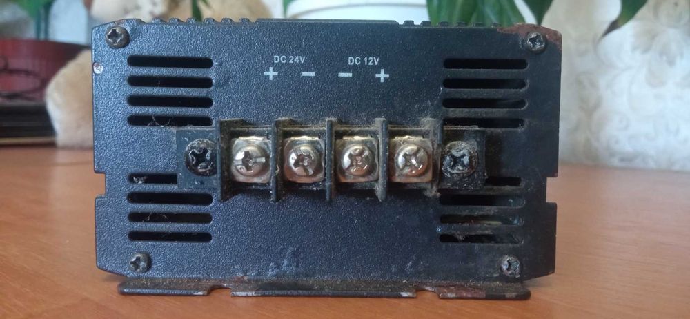 Преобразователь 24В-12В Volt dc-600 40А (інвертор, перетворювач)