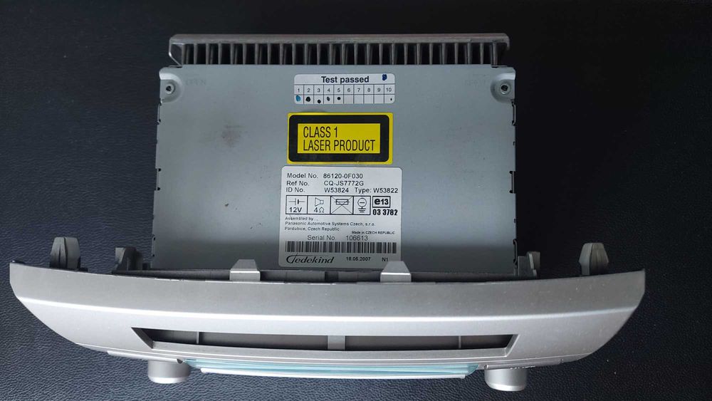 Sistema áudio rádio CD Toyota Corolla Verso 86120-0F030 CQJS7772G 2007