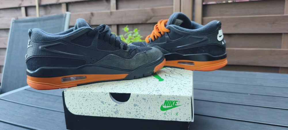 Nike AIR Jordan 4 RM