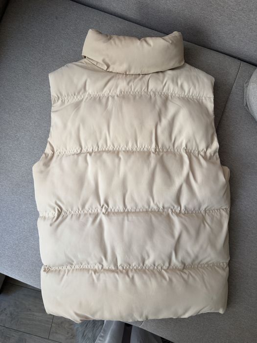 Тепла жилетка розмір с-м бежева
