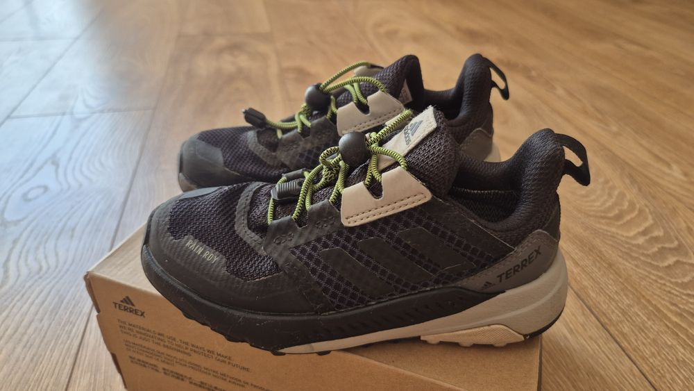 Buty Adidas Terrex rozm. 29