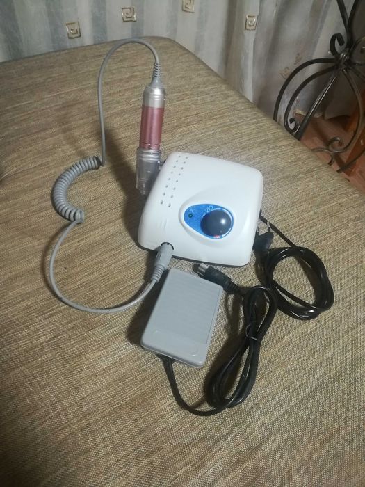 Продаю Фрезер для маникюру та педикюру " Saeshin Strong 210 "