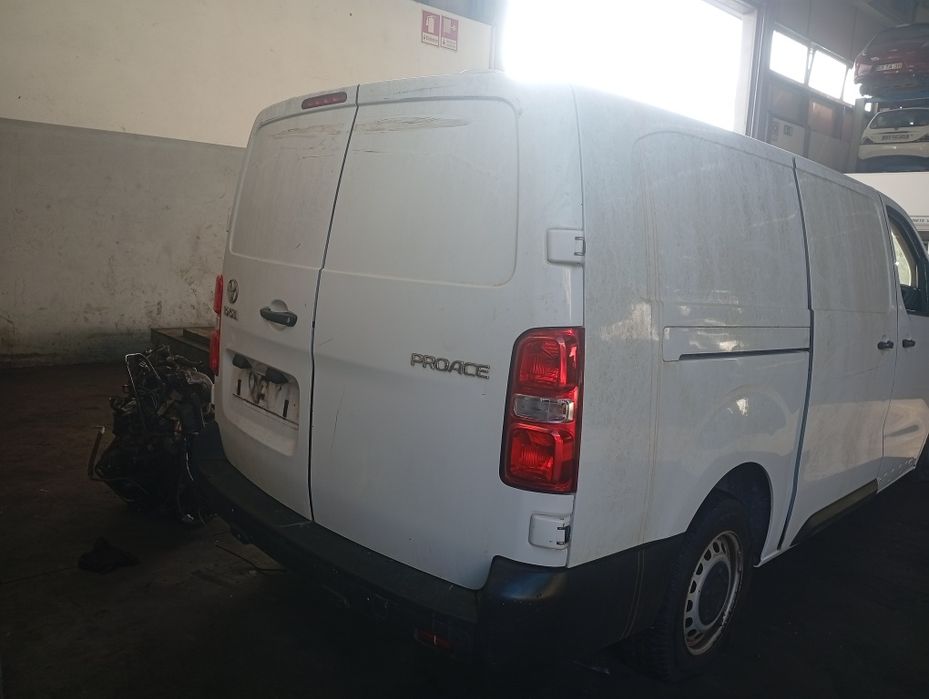 Toyota proace para peças