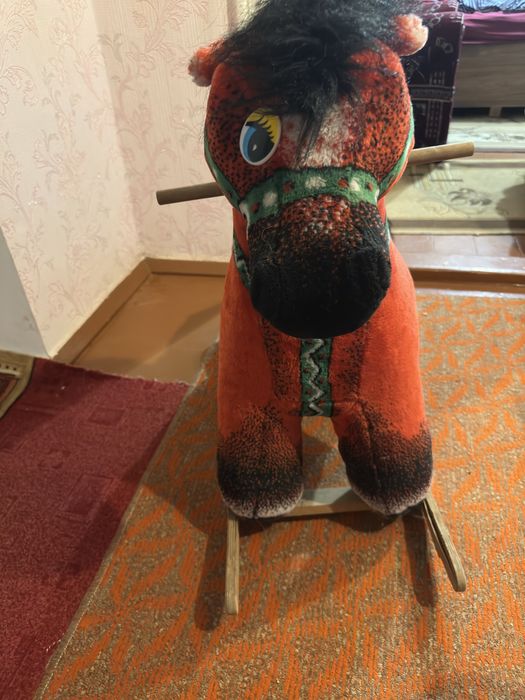 Коник гойдалка.