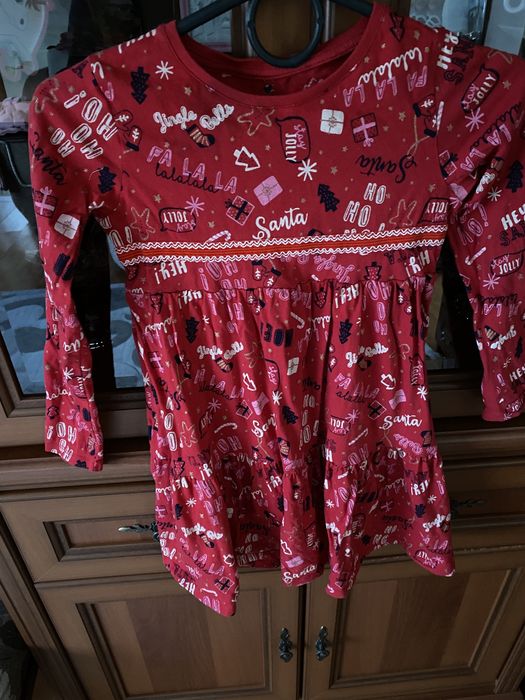 Новорічне плаття для дівчинки.